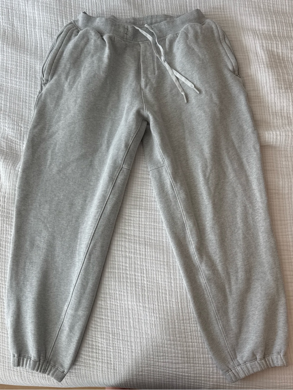 lululemon athletica Men's Light Gray Sweatpants Joggers